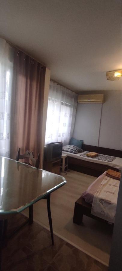 Apartment Ivaylo Варна Экстерьер фото