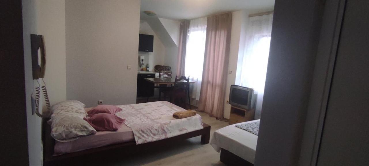Apartment Ivaylo Варна Экстерьер фото